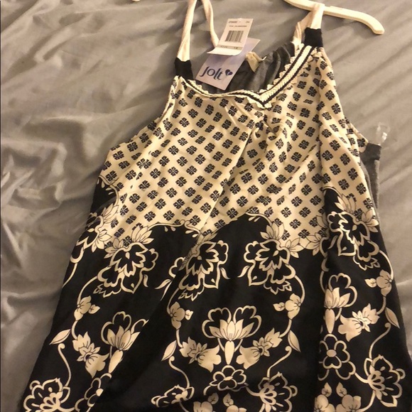 Tank - Picture 1 of 1